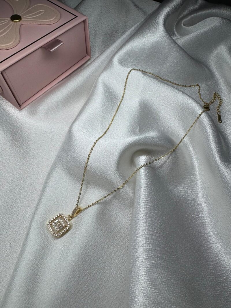 5efaeea2-9836-4e43-b9e1-4c52937d7515