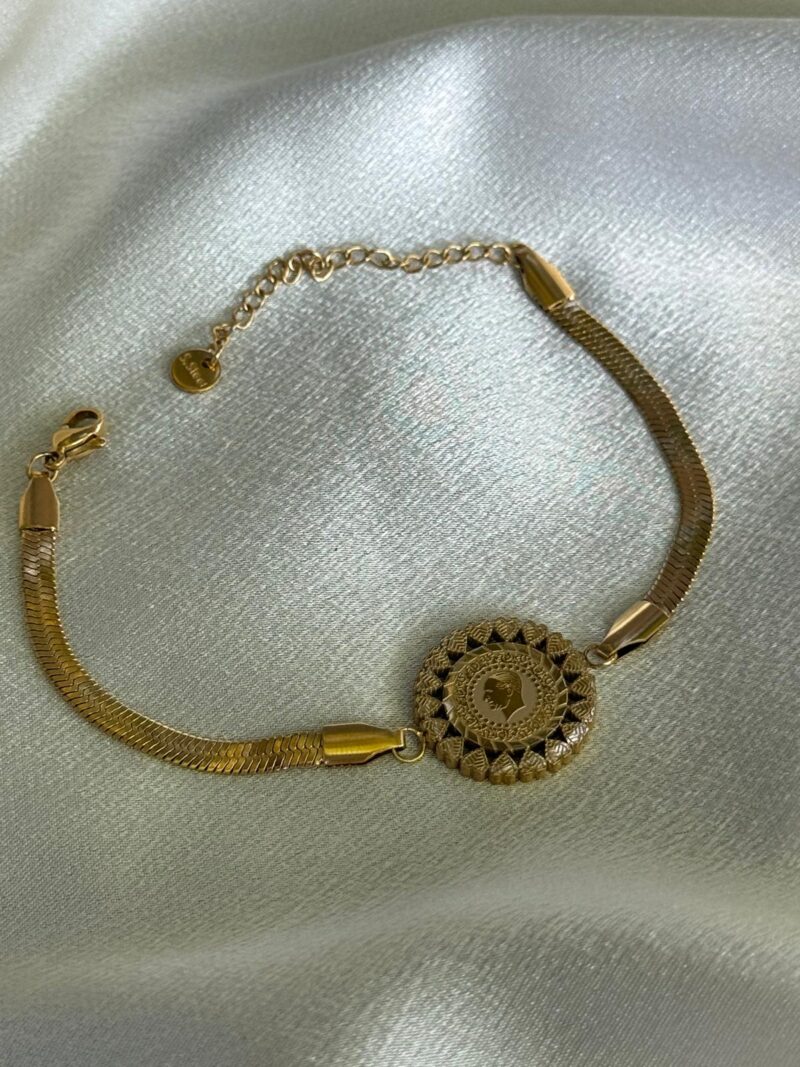 c6b88c9b-02f4-496c-8a34-ef2b0b7e2554