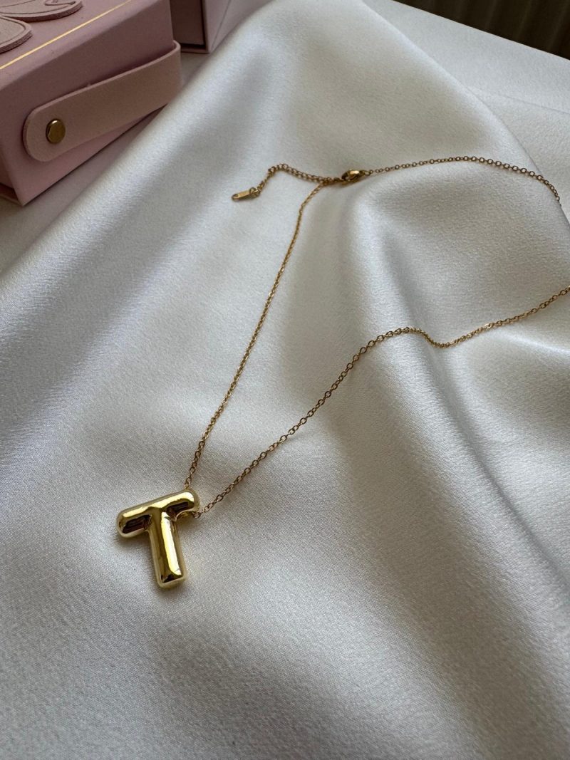 fb7b499d-58d9-4b5d-96e1-3ef5ea05fefc