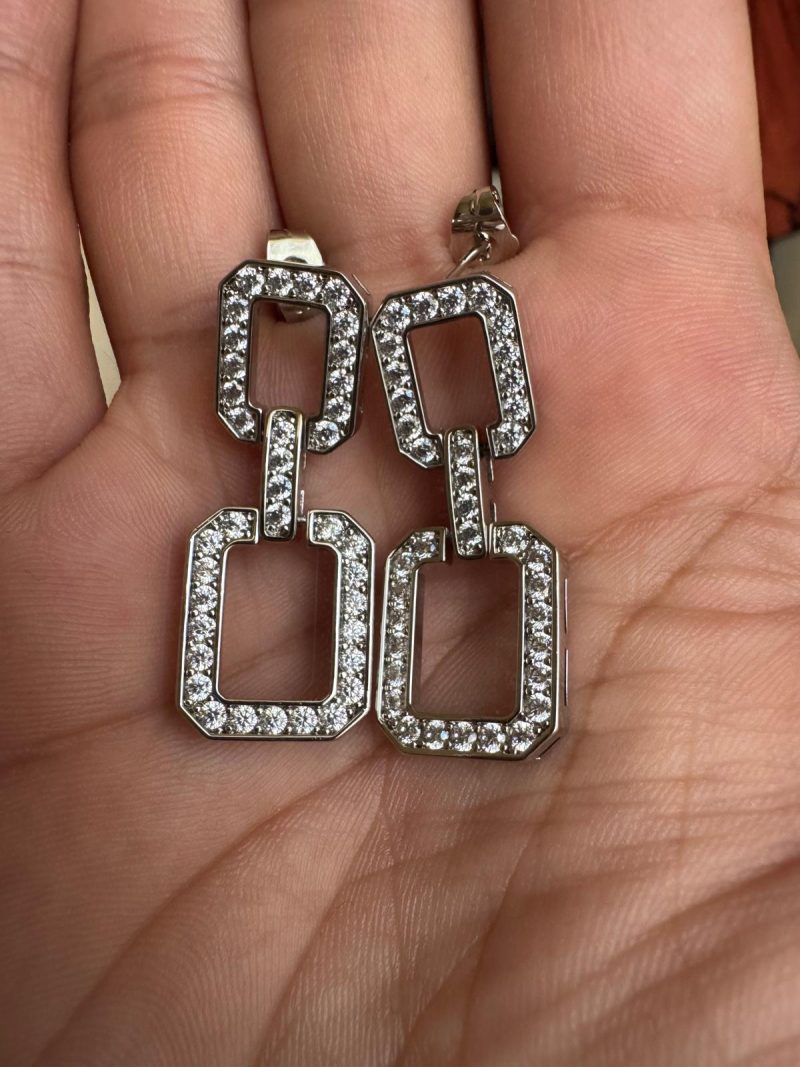 e4b6f547-1b18-4bf7-9a73-2bff89ea72ba