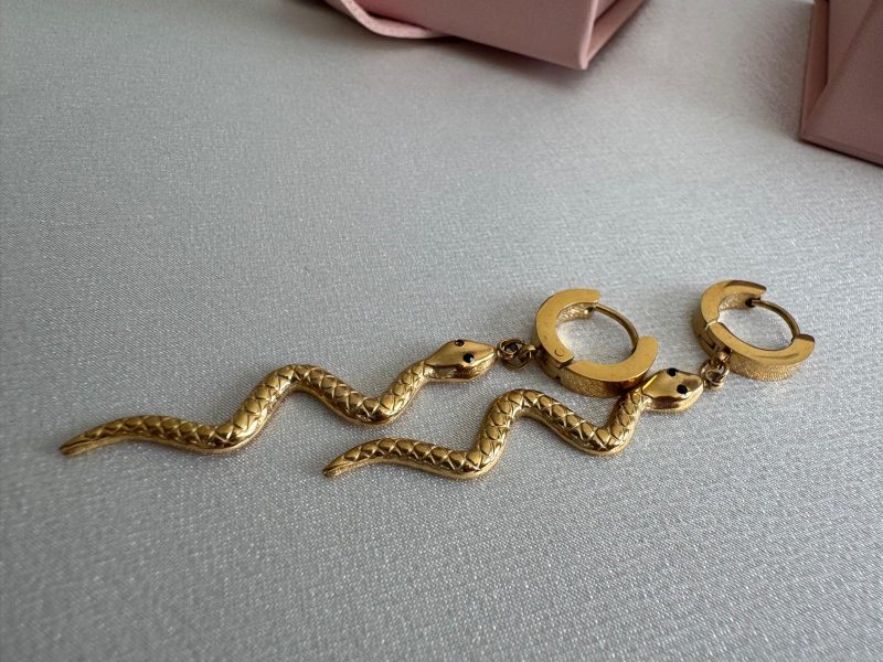 2dd222b2-9ff1-47e7-817f-92c908ea5c1b