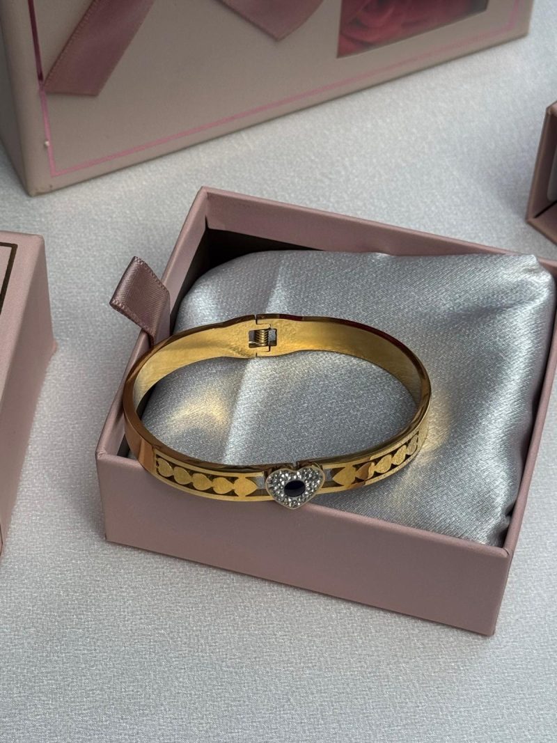 5f335b52-4d36-400a-9c61-67801cbeccb0