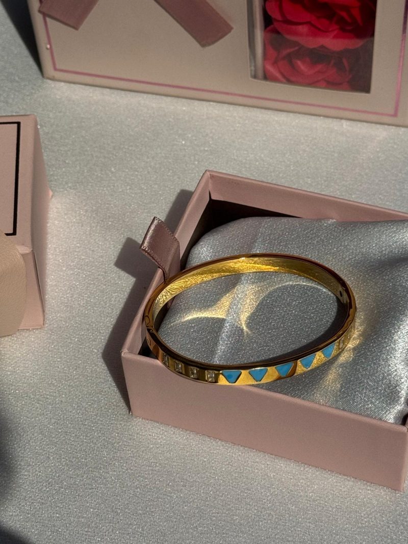 fe7babb8-adbf-4402-8aa2-4df774c0a72d